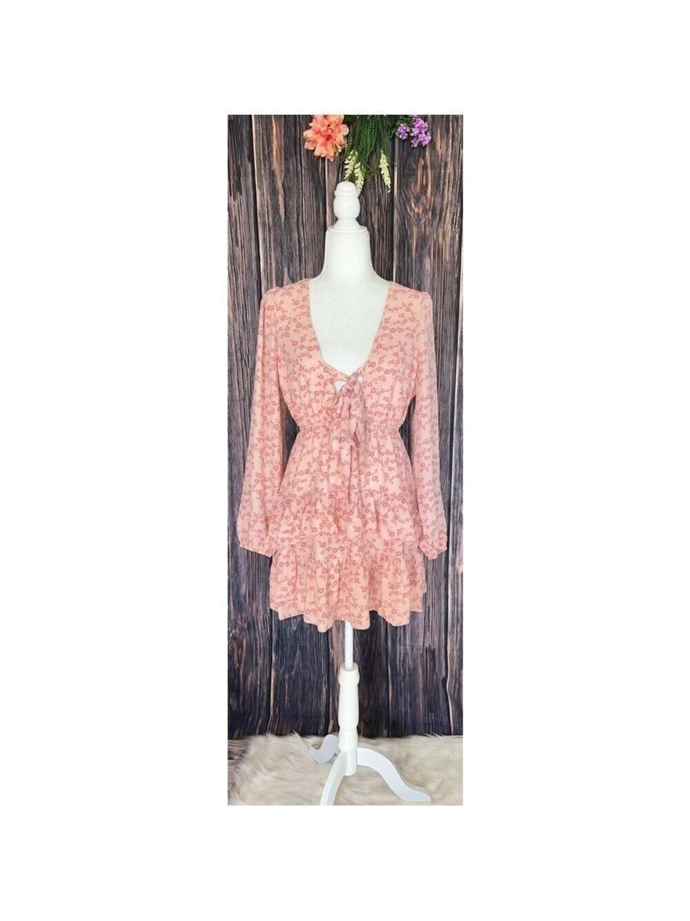 Forever XXI Ruffled Mini Dress (Med) - Picture 1 of 7